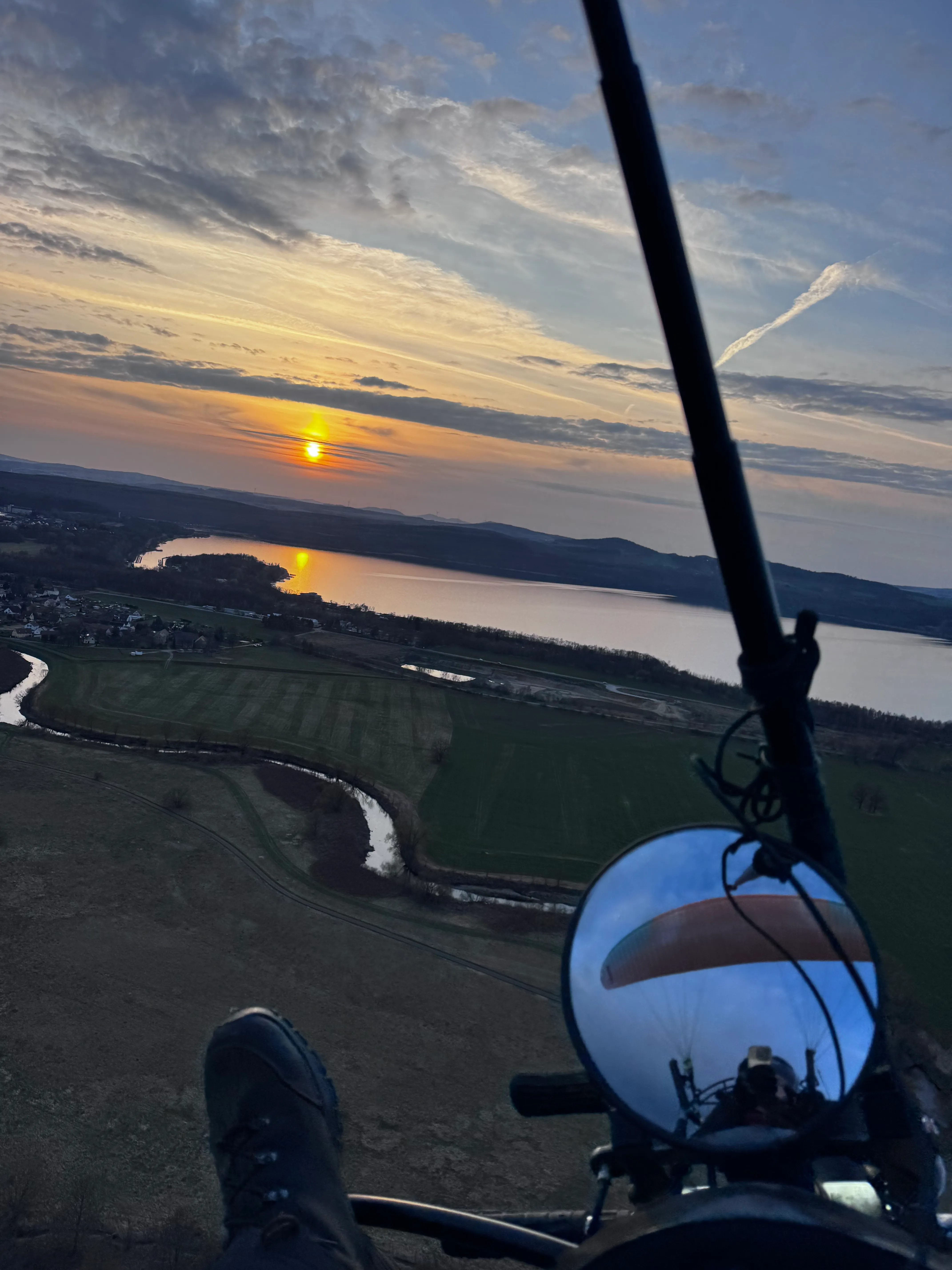 Lot widokowy motoparalotnią nad Zgorzelcem